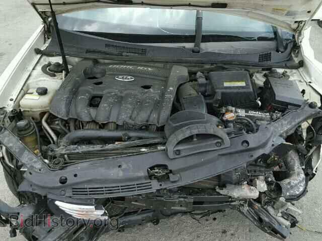 2007 KIA OPTIMA - VIN: KNAGE123X75104339 - Фото 7