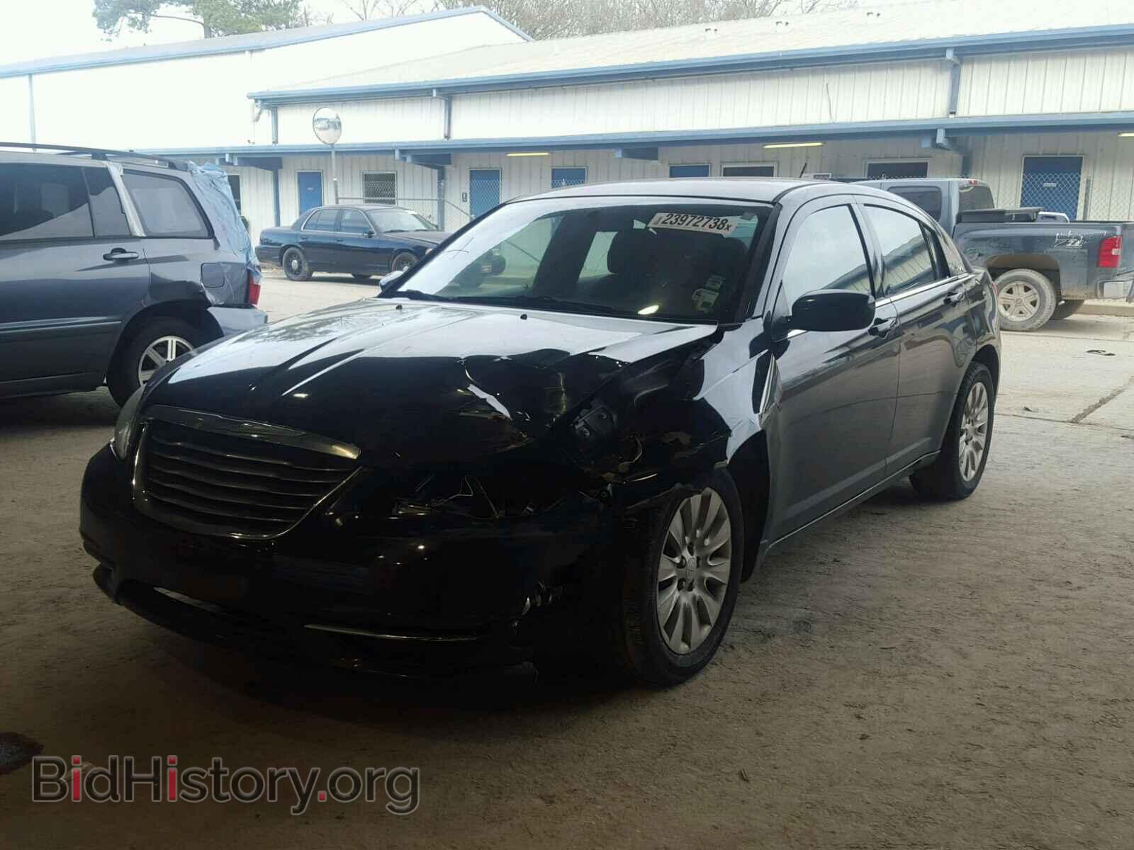 2012 CHRYSLER 200 - VIN: 1C3CCBAB1CN222932 - Фото 2