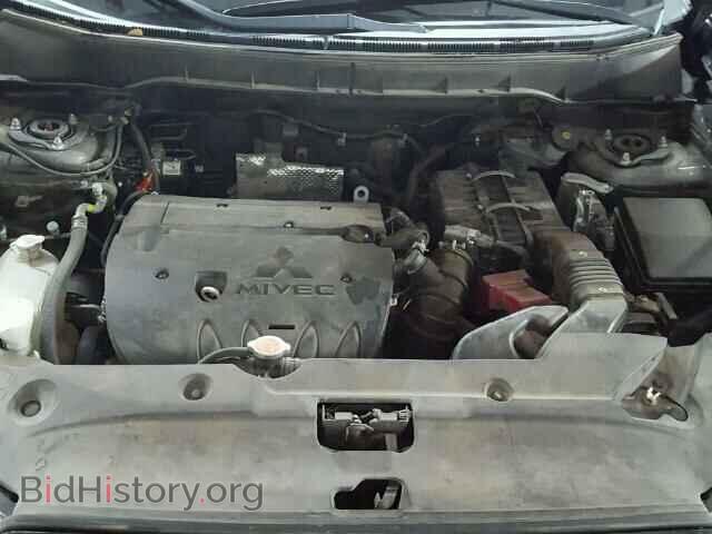 2011 Mitsubishi OUTLANDER (VIN JA4AP3AU6BZ020622) — photo 7 of 10