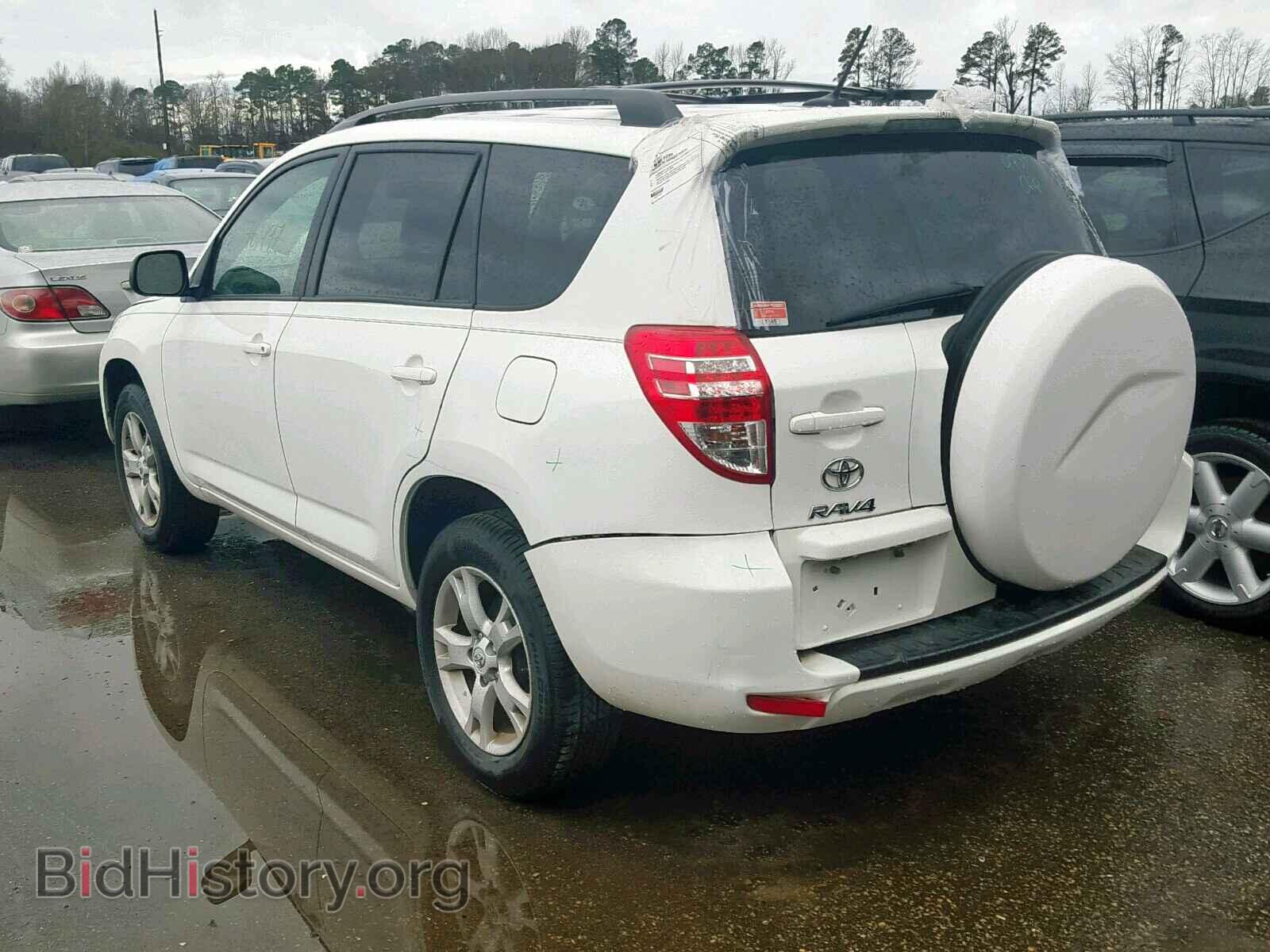 2011 TOYOTA RAV4 - VIN: 2T3BF4DV6BW152965 - Фото 3