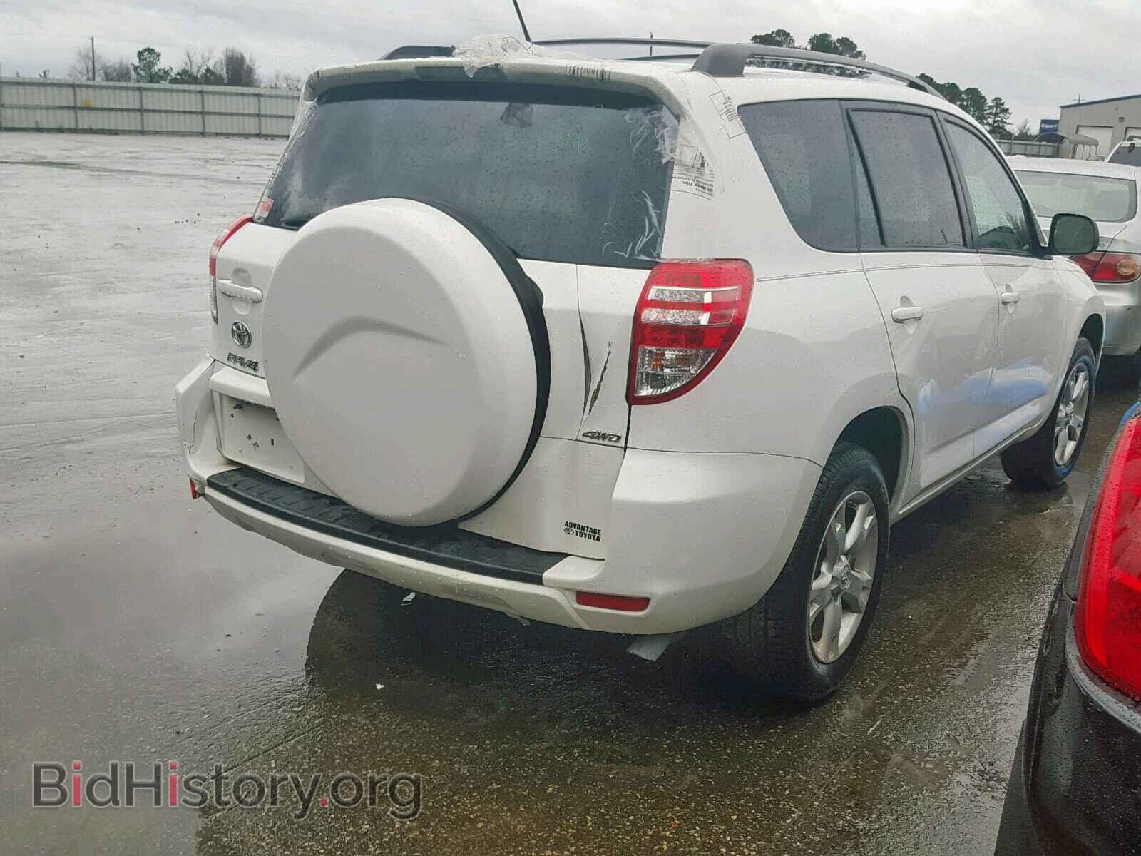 2011 TOYOTA RAV4 - VIN: 2T3BF4DV6BW152965 - Фото 4