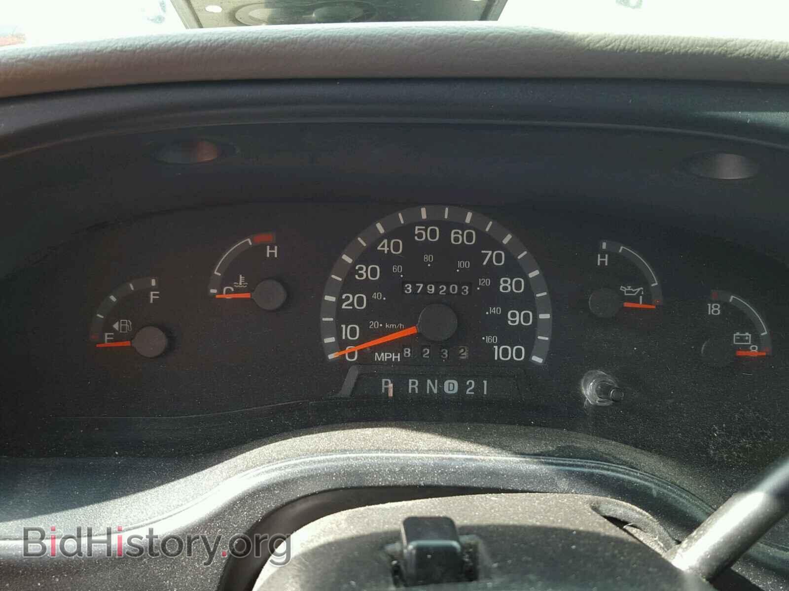 2002 FORD ECONOLINE - VIN: 1FBSS31LX2HB33600 - Photo 8