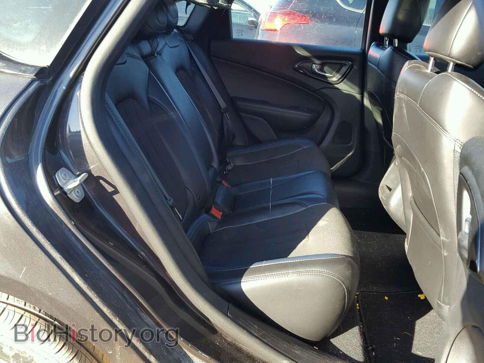 2016 CHRYSLER 200 - VIN: 1C3CCCBB5GN180257 - Фото 6