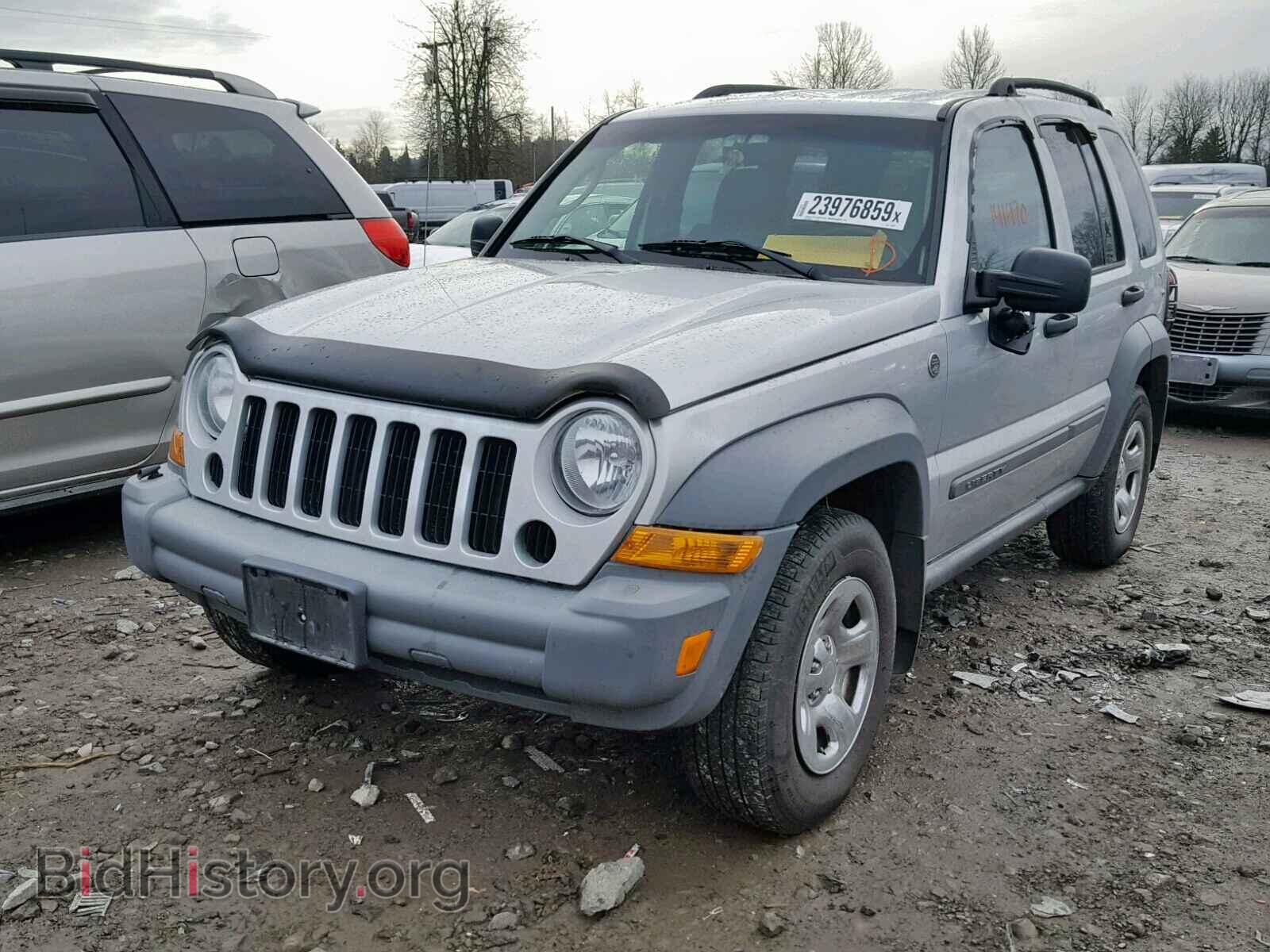 2005 JEEP LIBERTY SP - VIN: 1J4GL48K35W712049 - Фото 2