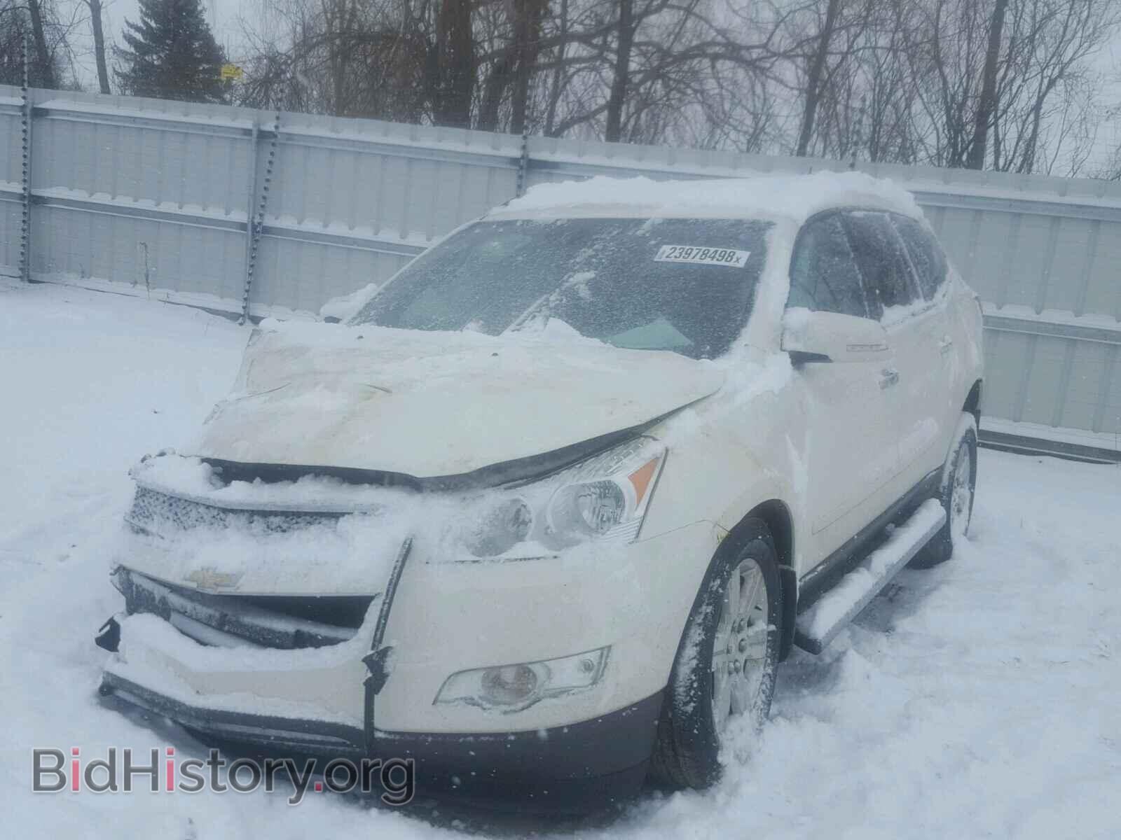 2012 CHEVROLET TRAVERSE - VIN: 1GNKRGED2CJ379382 - Фото 2