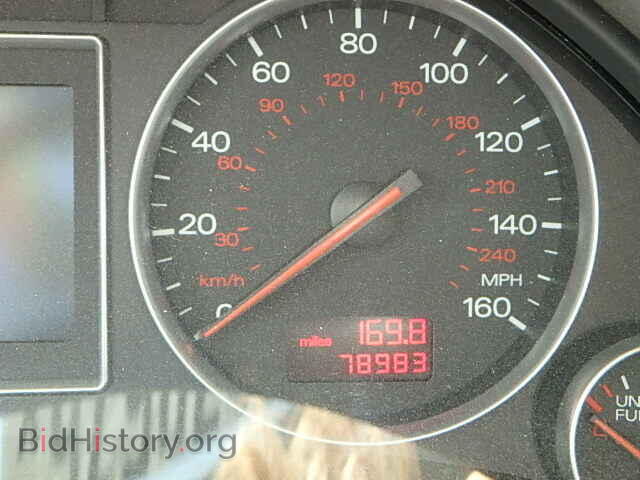 2002 AUDI A4 - VIN: WAULC68E82A185304 - Фото 8