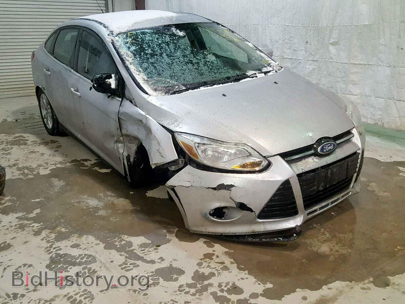 Photo 1FAHP3H23CL266384 - FORD FOCUS 2012