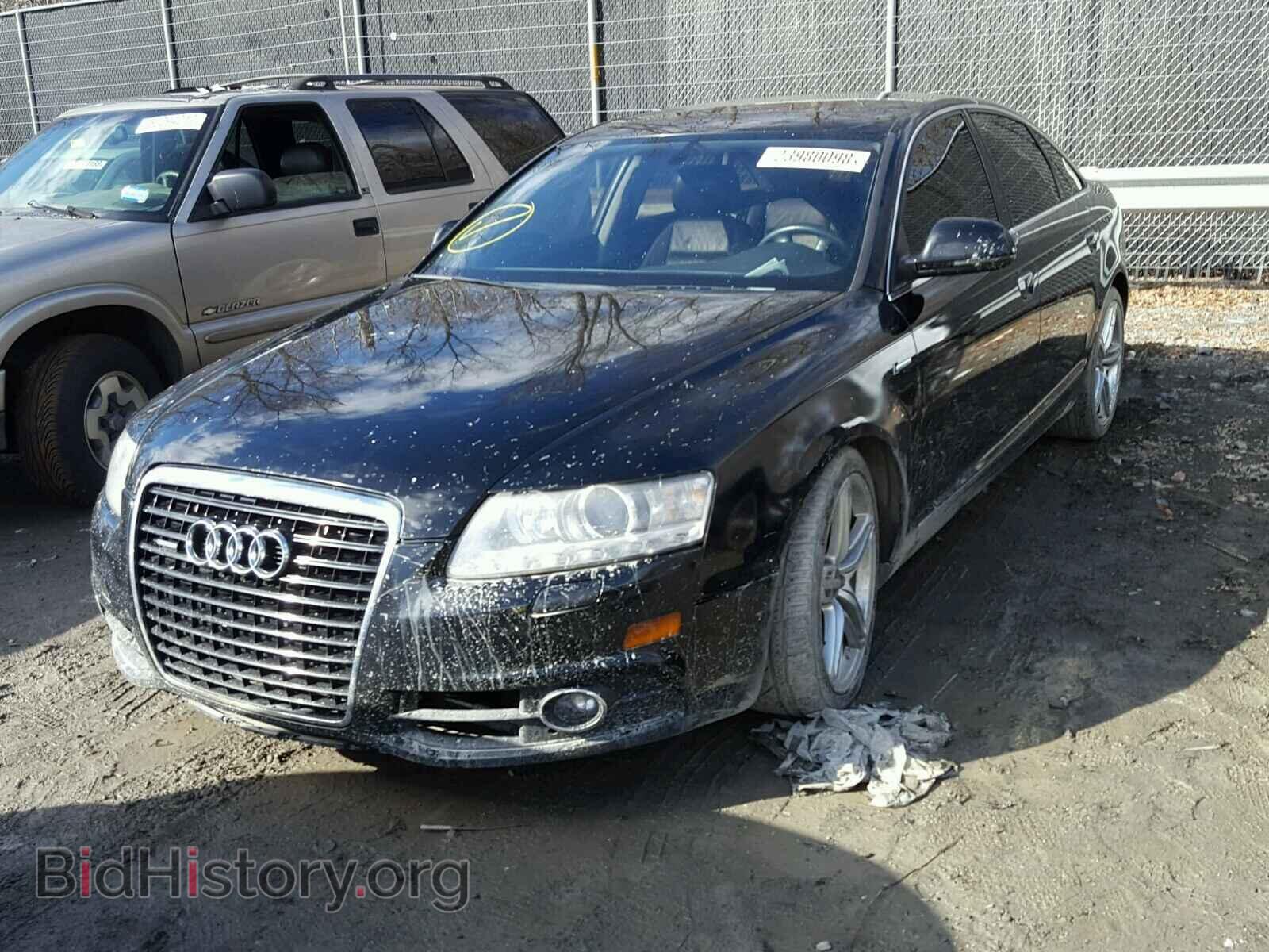 2010 AUDI A6 - VIN: WAUKGAFB7AN052732 - Фото 2