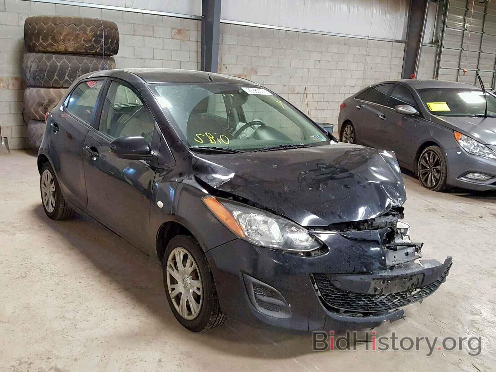 Фотография JM1DE1KZ5D0152575 - MAZDA 2 2013