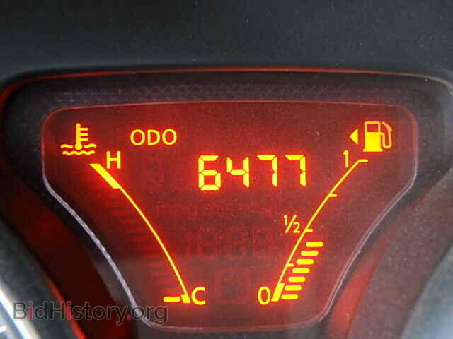 2014 Nissan VERSA (VIN 3N1CE2CP2EL427390) — photo 8 of 10