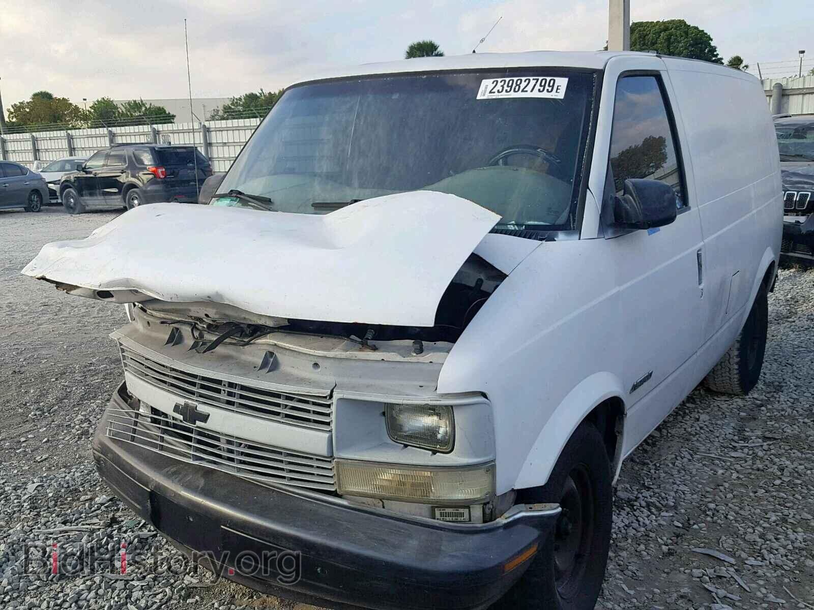 2000 CHEVROLET ASTRO - VIN: 1GCDM19W5YB184645 - Фото 2