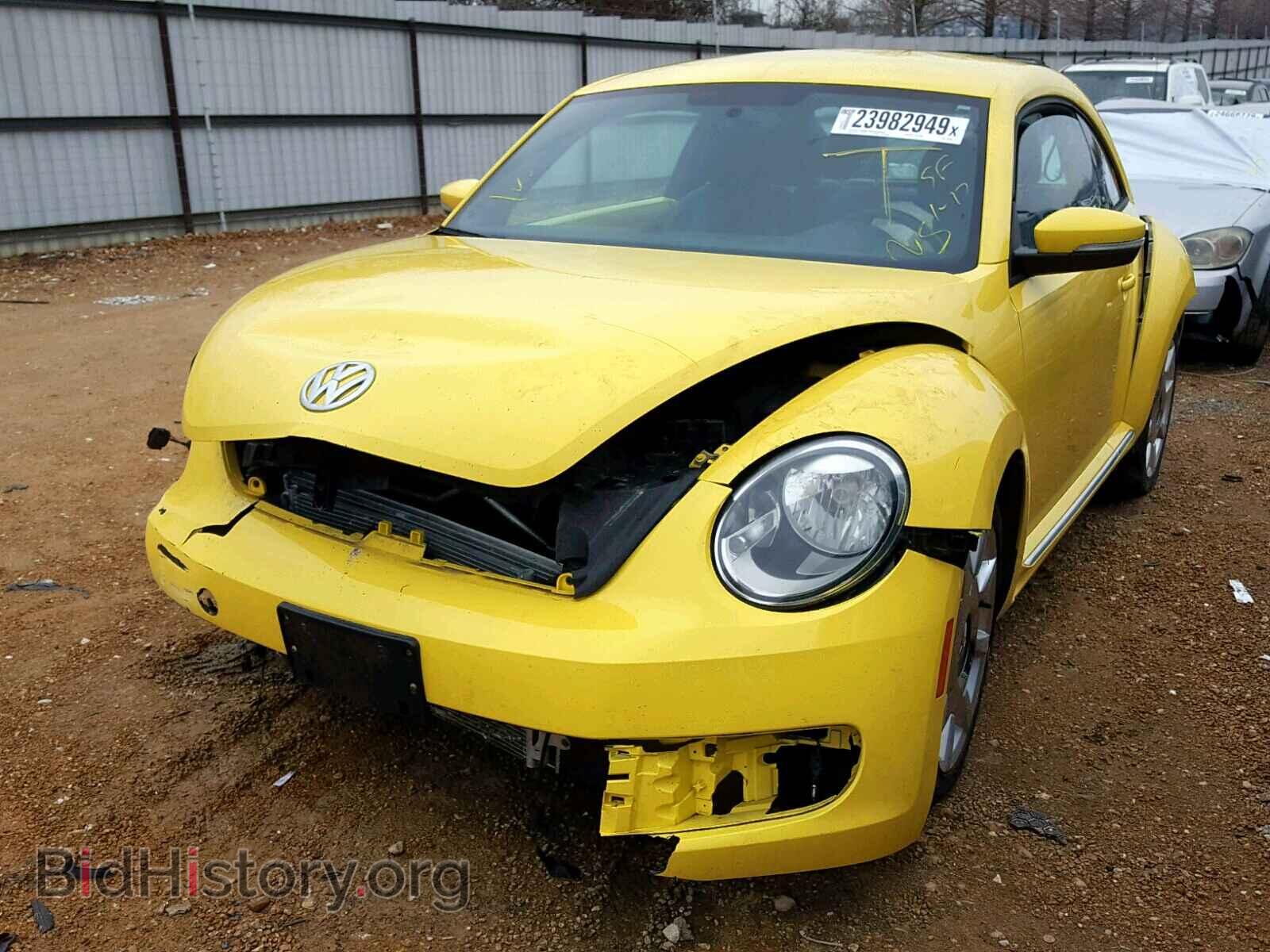 2012 VOLKSWAGEN BEETLE - VIN: 3VWJP7AT6CM602966 - Фото 2