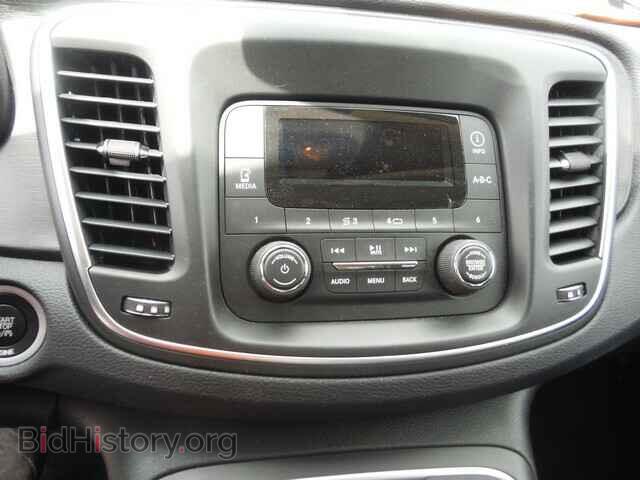 2015 CHRYSLER 200 - VIN: 1C3CCCFB3FN600865 - Photo 9
