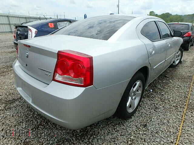 2010 DODGE CHARGER - VIN: 2B3CA3CV1AH267441 - Фото 4