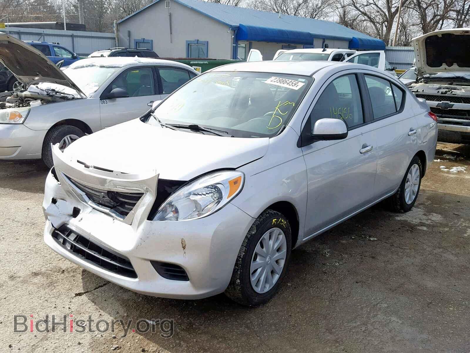 2013 NISSAN VERSA - VIN: 3N1CN7AP8DL874319 - Фото 2