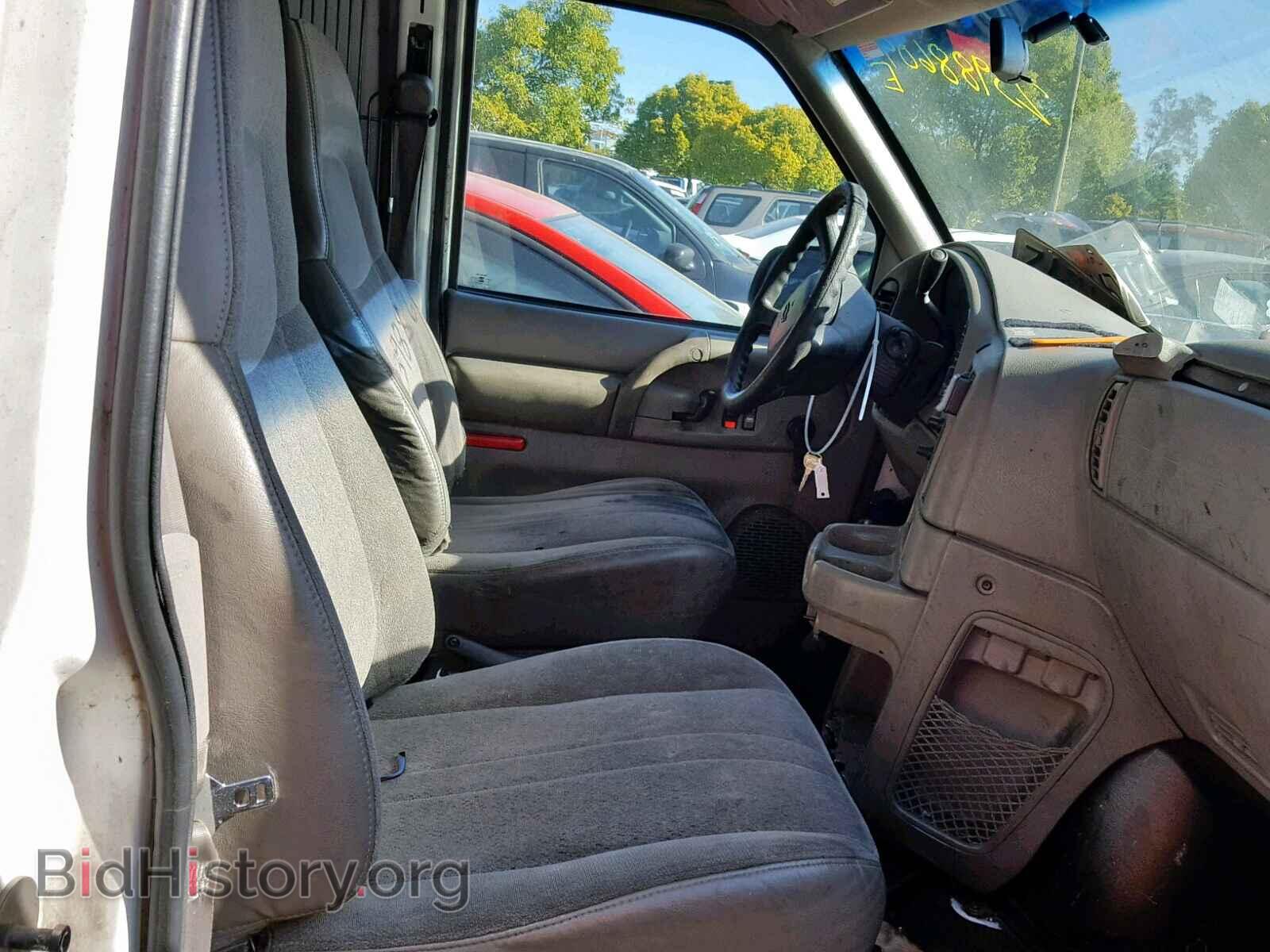 2000 CHEVROLET ASTRO - VIN: 1GCDM19W4YB208594 - Фото 5
