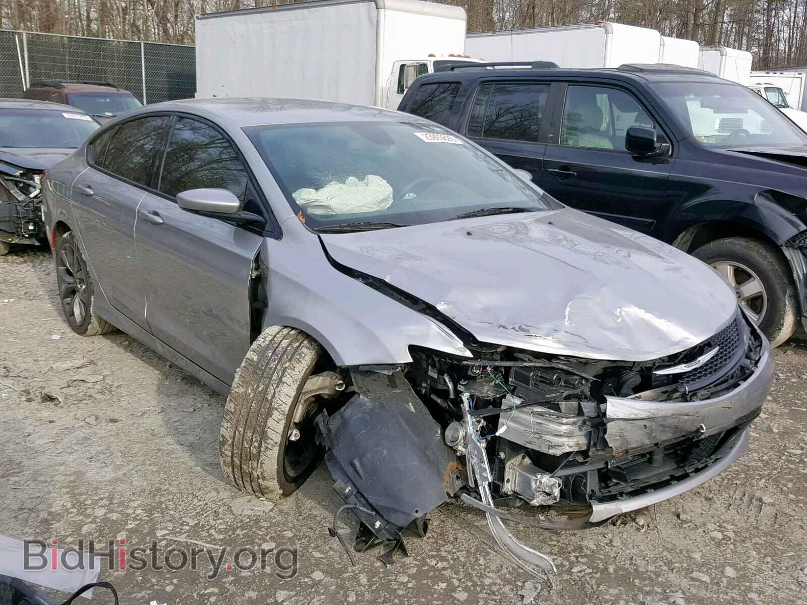 Photo  - CHRYSLER 200 2015