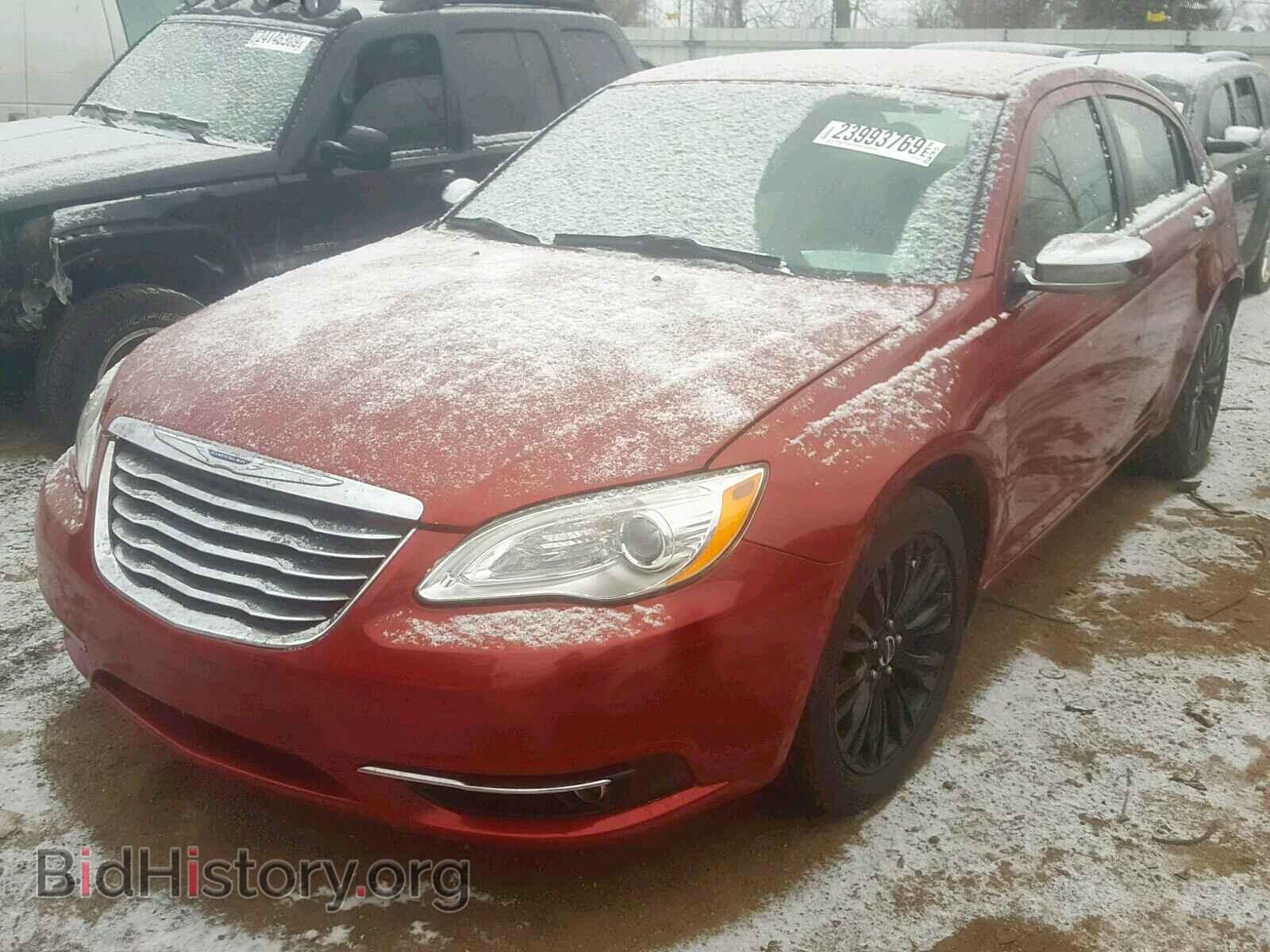 2011 CHRYSLER 200 - VIN: 1C3BC2FB4BN583123 - Photo 2