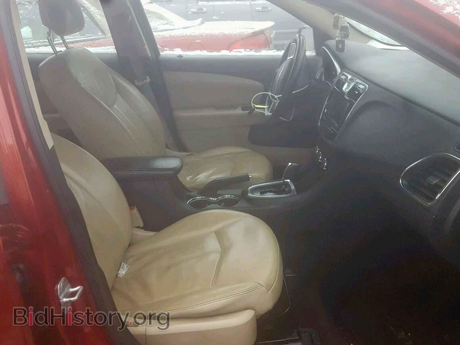 2011 CHRYSLER 200 - VIN: 1C3BC2FB4BN583123 - Photo 5
