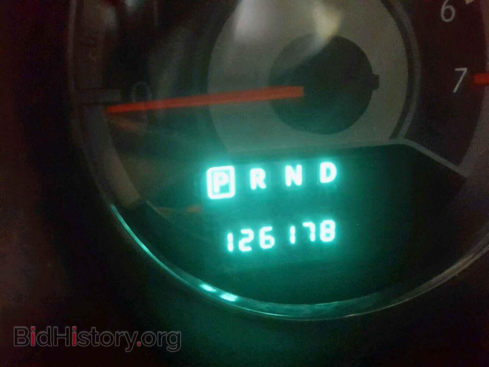 2011 CHRYSLER 200 - VIN: 1C3BC2FB4BN583123 - Photo 8