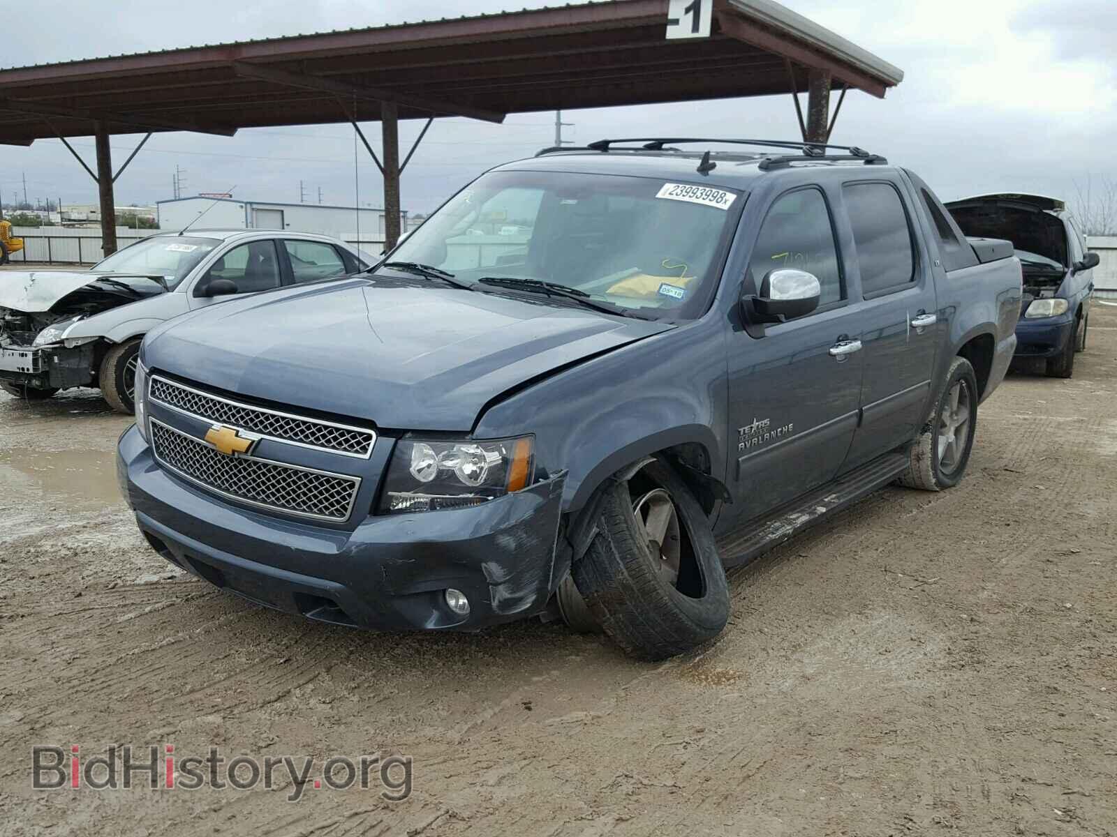 2012 CHEVROLET AVALANCHE - VIN: 3GNTKFE70CG152447 - Фото 2