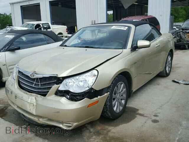 2010 CHRYSLER SEBRING - VIN: 1C3BC5ED2AN220175 - Фото 2