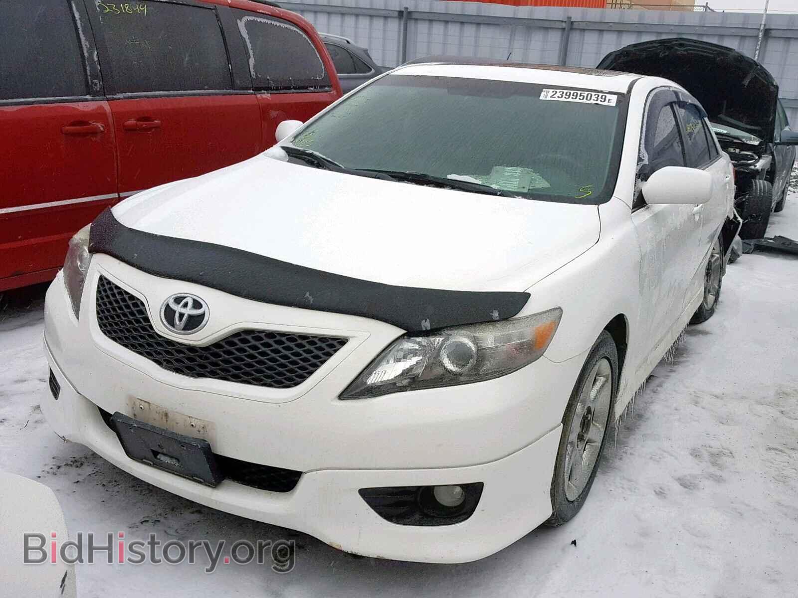 2011 TOYOTA CAMRY BASE - VIN: 4T1BF3EK4BU768607 - Фото 2