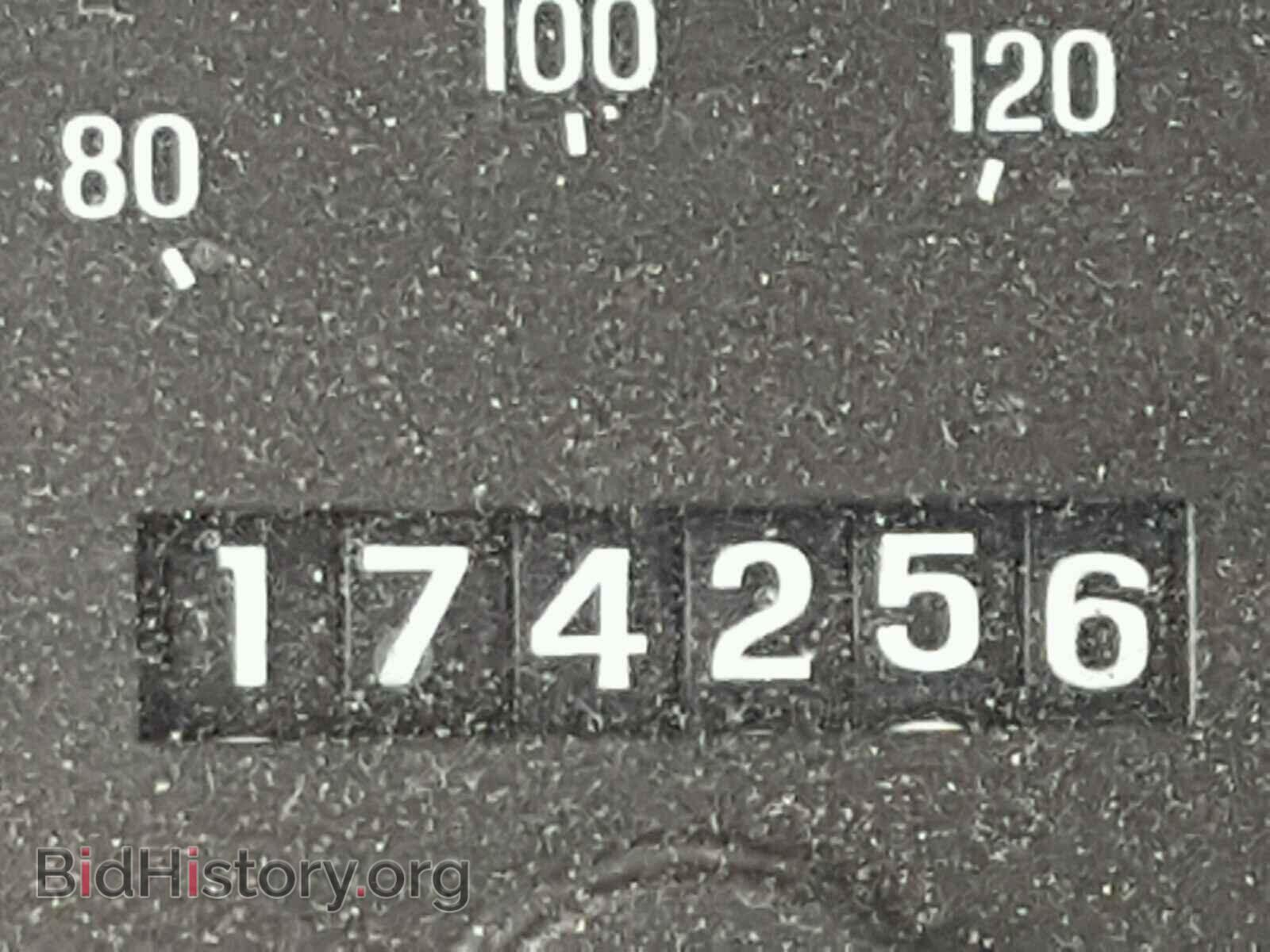 2000 FORD CROWN VIC - VIN: 2FAFP74W0YX215314 - Фото 8