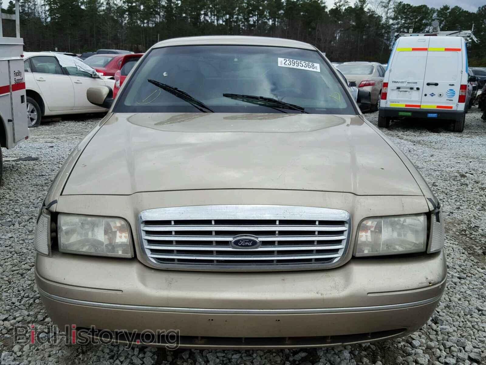 2000 FORD CROWN VIC - VIN: 2FAFP74W0YX215314 - Фото 9
