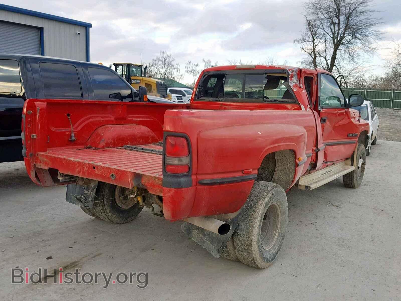 1998 DODGE RAM 3500 - VIN: 1B7MF3362WJ214928 - Фото 4