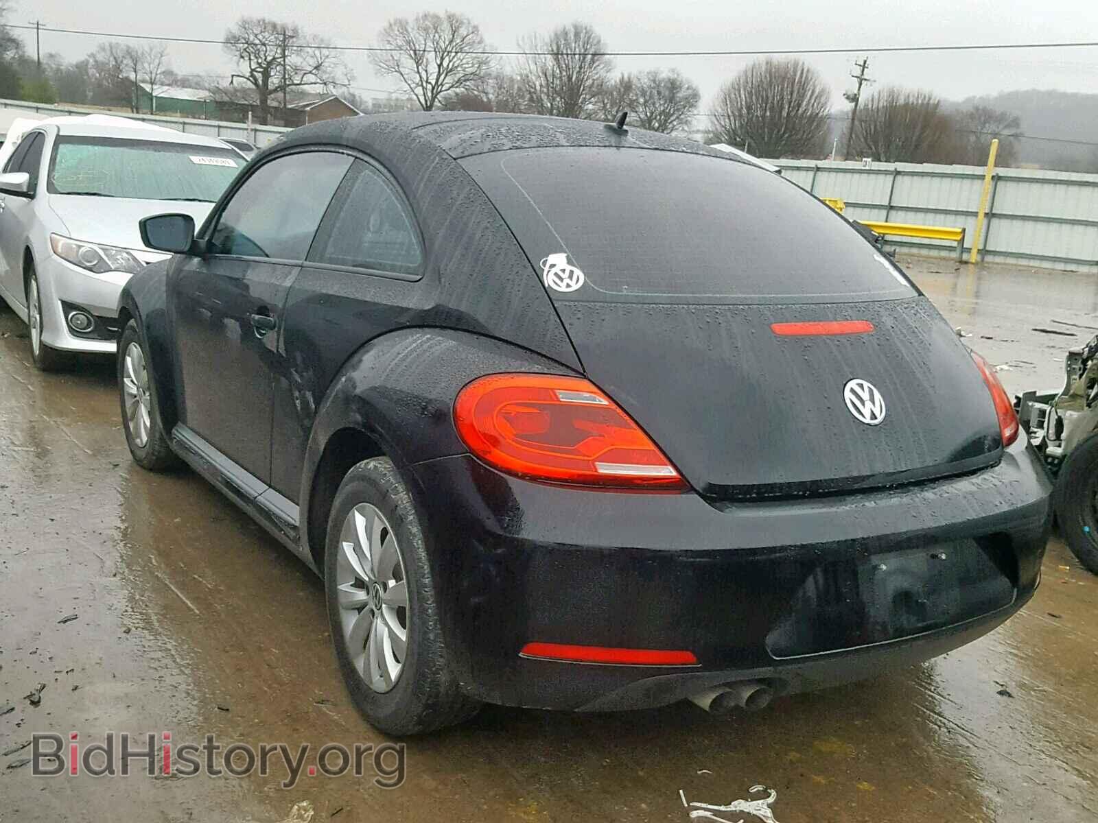 2013 VOLKSWAGEN BEETLE - VIN: 3VWFP7AT9DM630896 - Фото 3