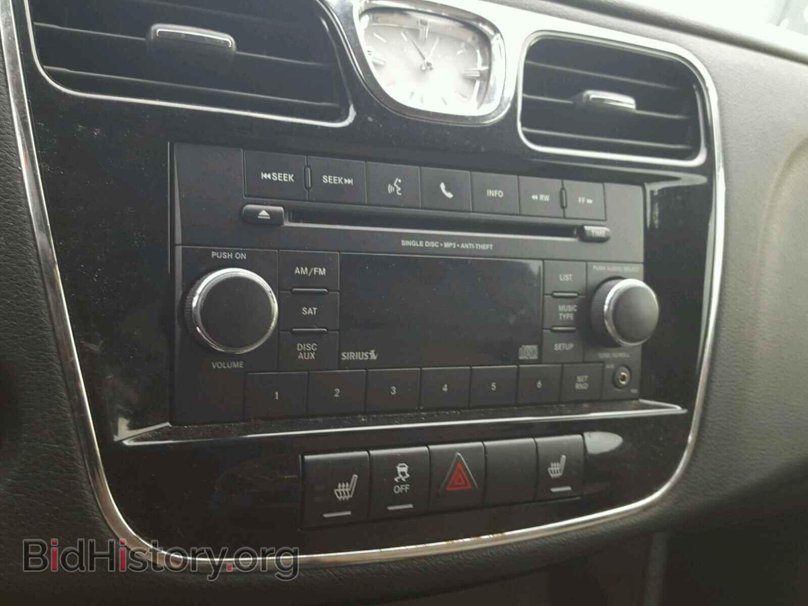 2012 CHRYSLER 200 - VIN: 1C3CCBAG4CN256469 - Фото 10