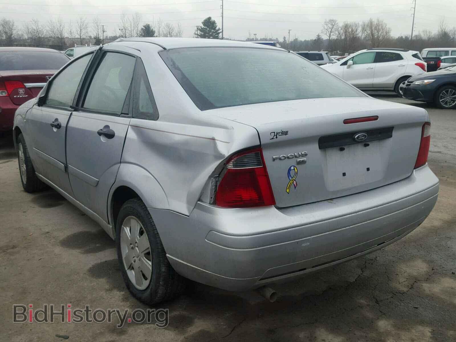 2007 FORD FOCUS - VIN: 1FAHP34N97W243888 - Фото 3