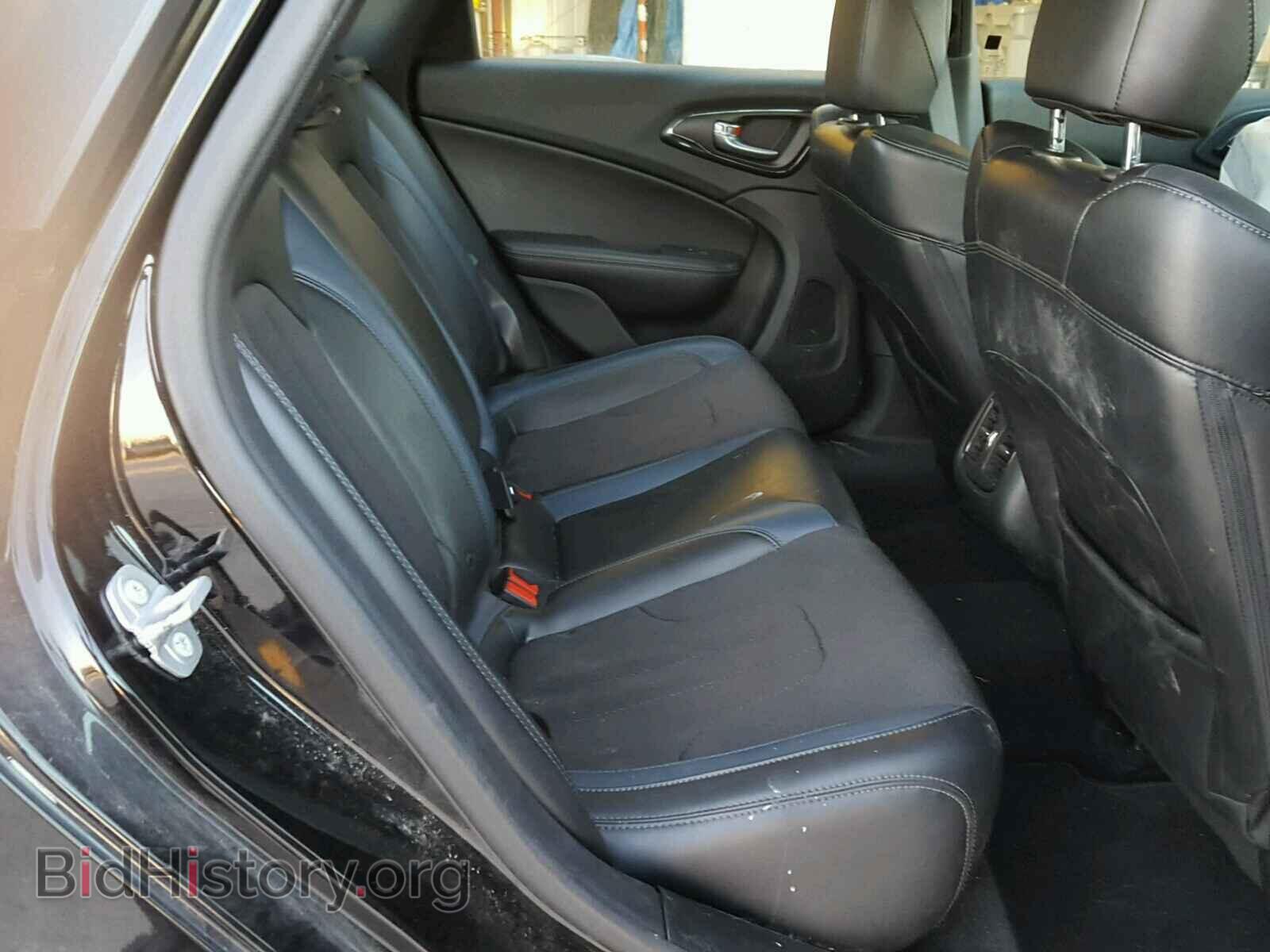 2015 CHRYSLER 200 - VIN: 1C3CCCBG3FN581011 - Photo 6