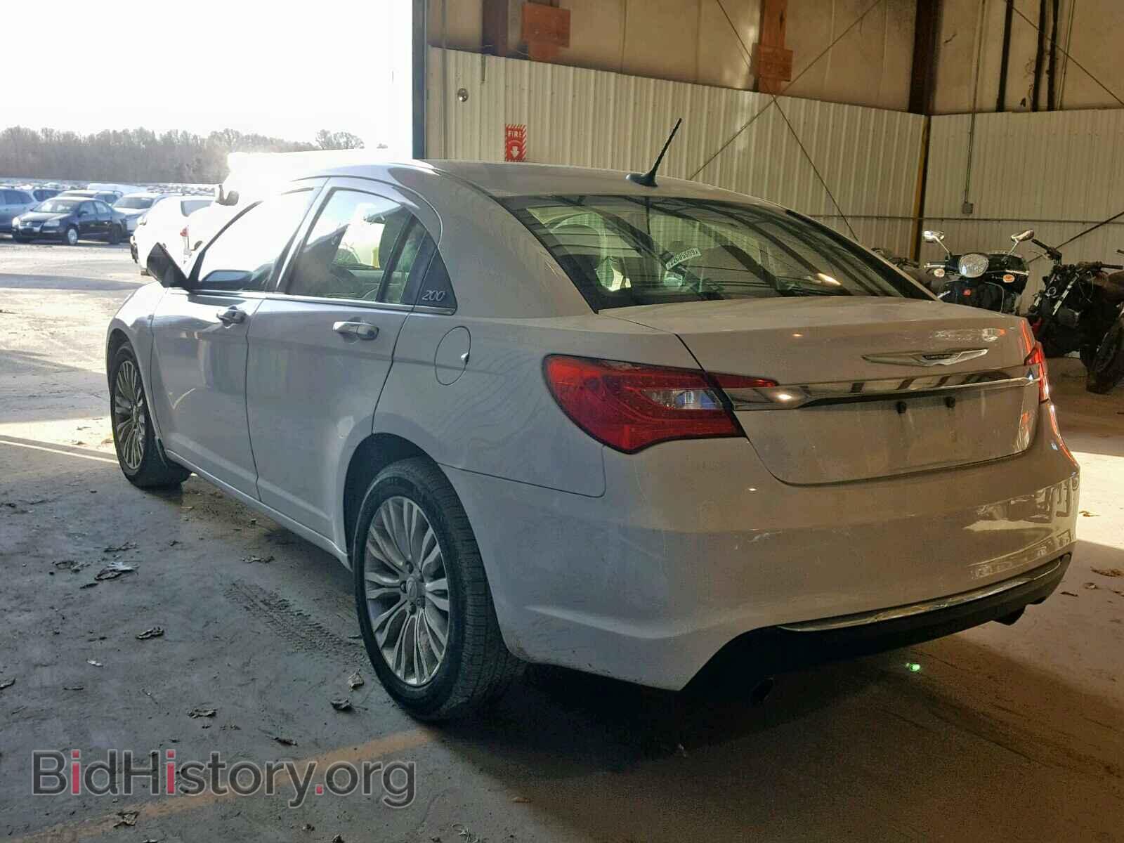 2011 CHRYSLER 200 - VIN: 1C3BC2FG7BN570944 - Фото 3
