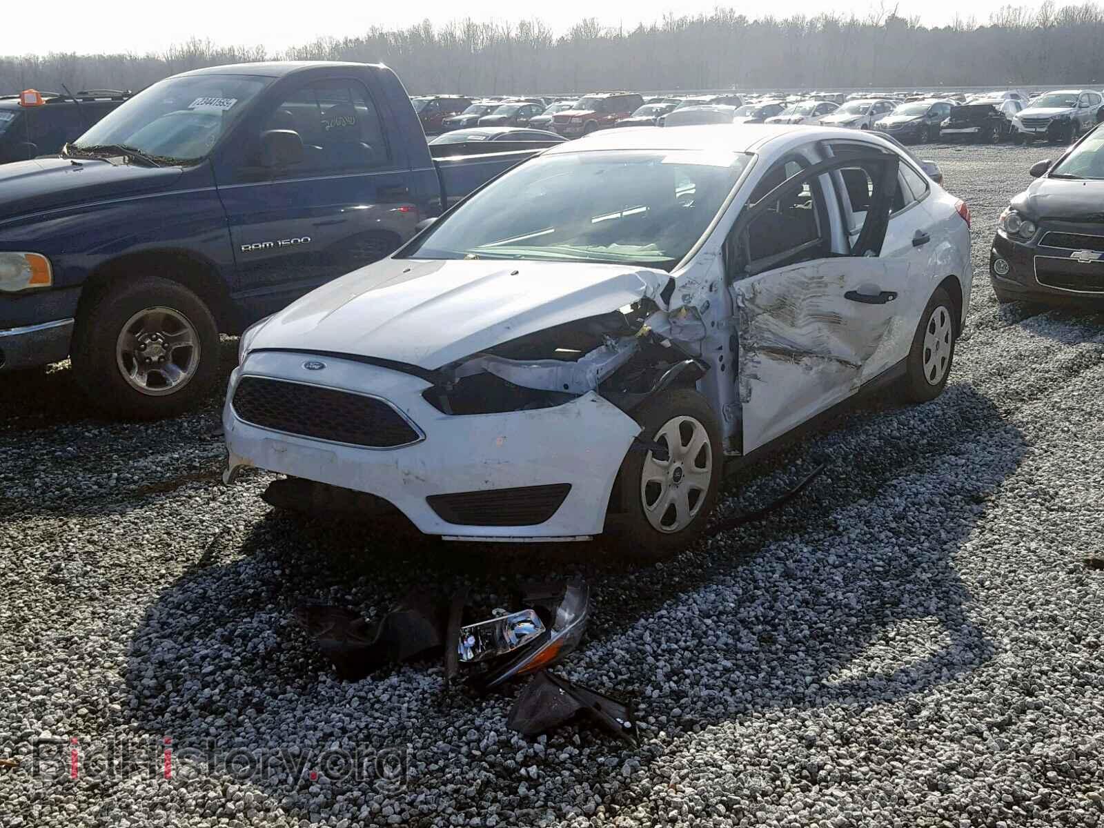 2017 FORD FOCUS - VIN: 1FADP3E23HL266105 - Photo 2