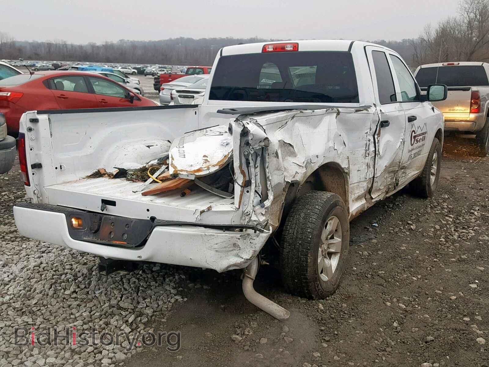 2018 RAM 1500 ST - VIN: 1C6RR6FG0JS211331 - Фото 4