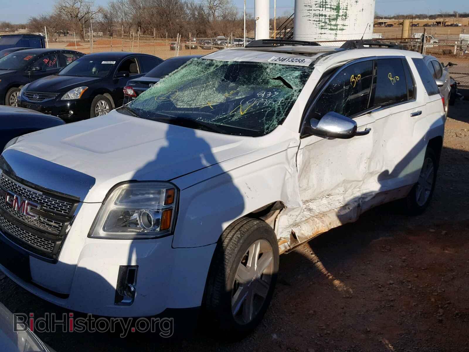 2011 GMC TERRAIN - VIN: 2CTALWEC6B6228133 - Photo 2