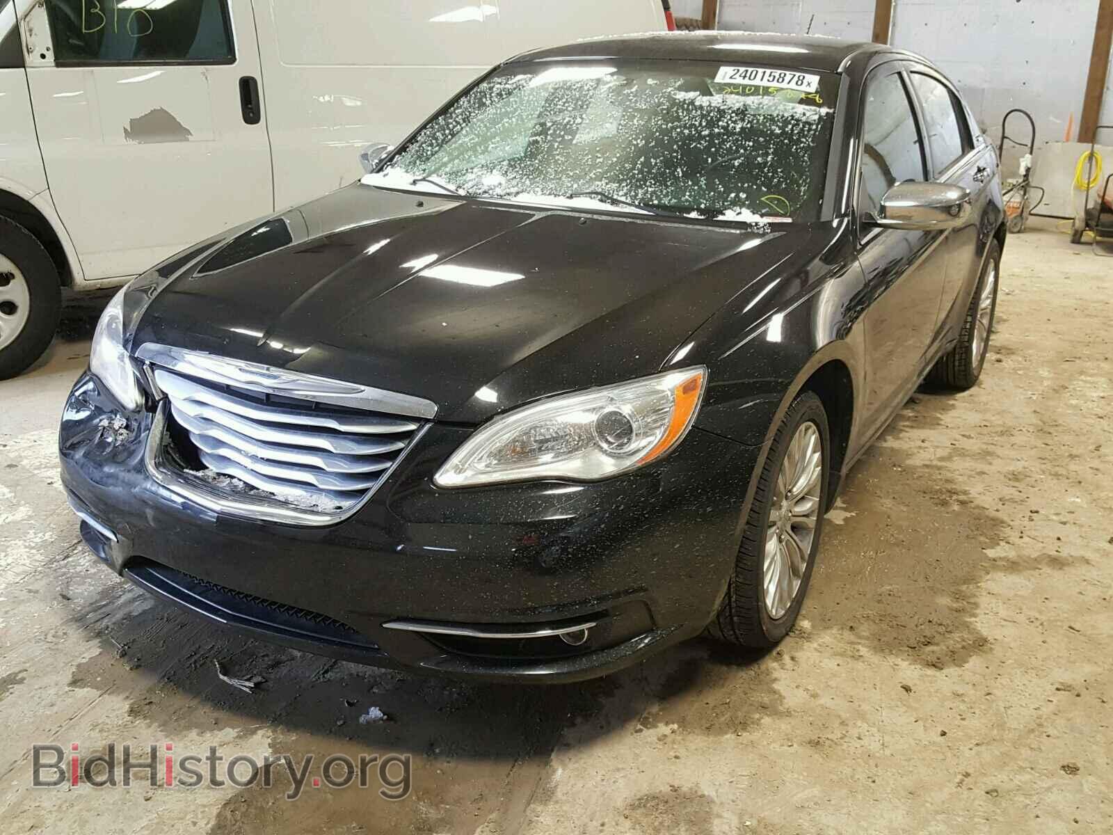 2012 CHRYSLER 200 - VIN: 1C3CCBCG7CN233586 - Фото 2