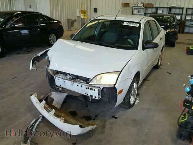 2007 FORD FOCUS - VIN: 1FAFP34N67W123215 - Photo 2
