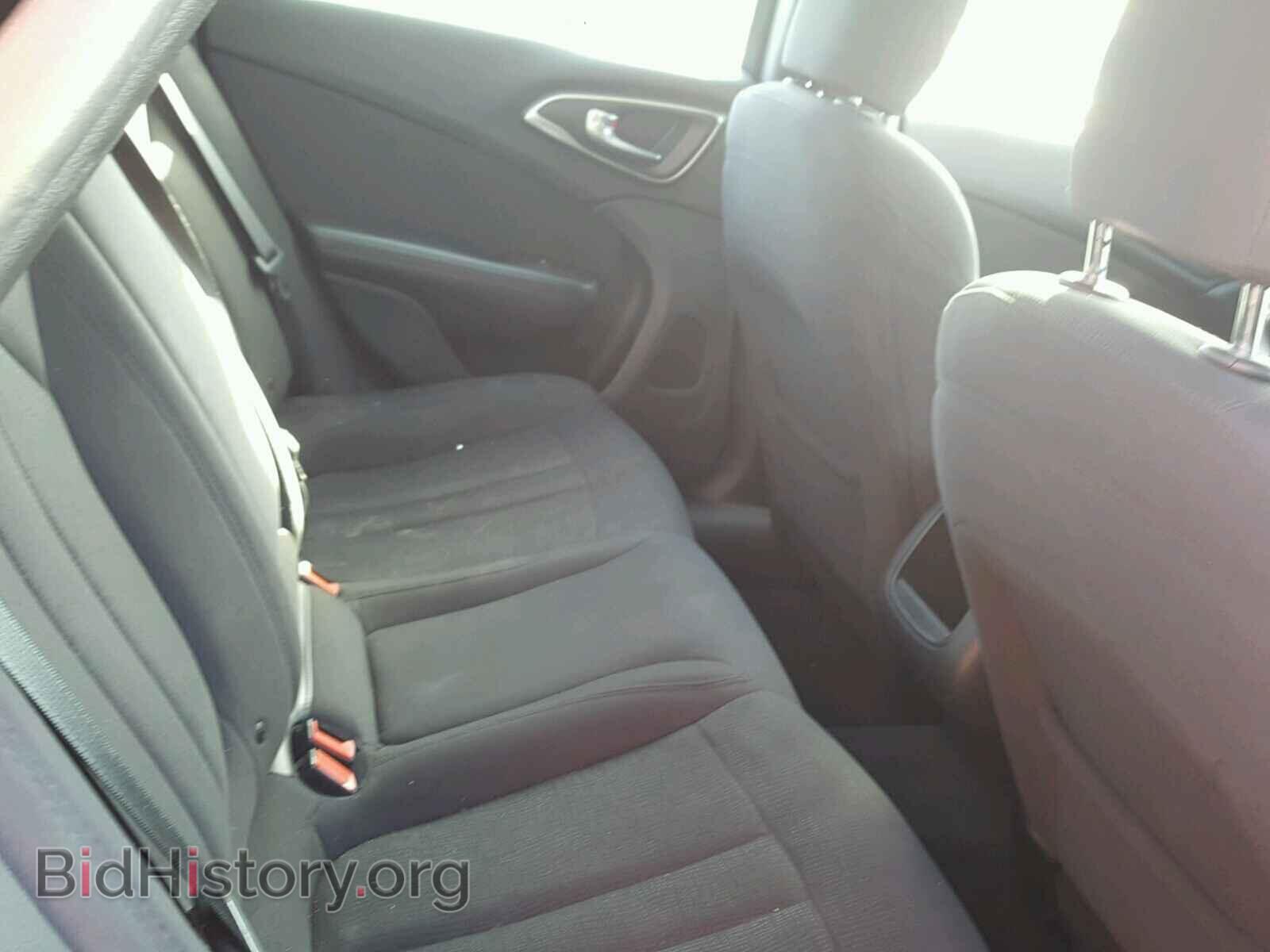 2015 CHRYSLER 200 - VIN: 1C3CCCAB3FN628365 - Photo 6