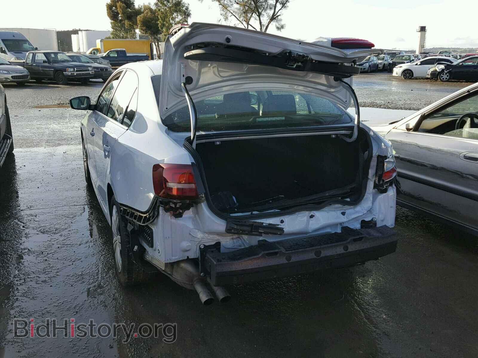 2017 VOLKSWAGEN JETTA - VIN: 3VW2B7AJ5HM403805 - Фото 3