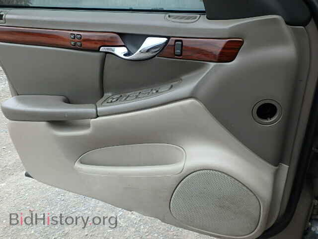 2004 CADILLAC DEVILLE - VIN: 1G6KD54Y04U149018 - Photo 9