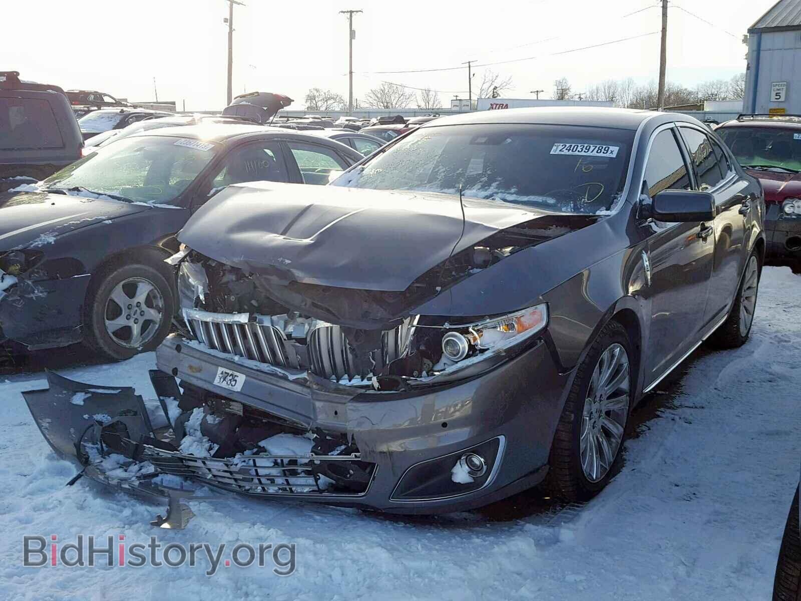 2011 LINCOLN MKS - VIN: 1LNHL9DR6BG614984 - Фото 2