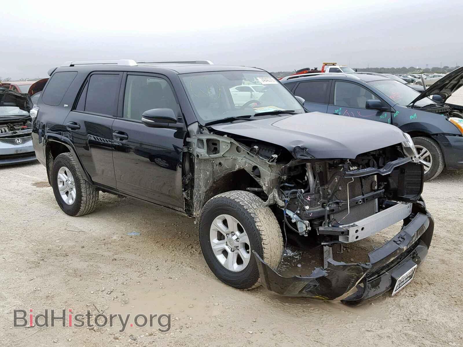 Фотография  - TOYOTA 4RUNNER SR 2016