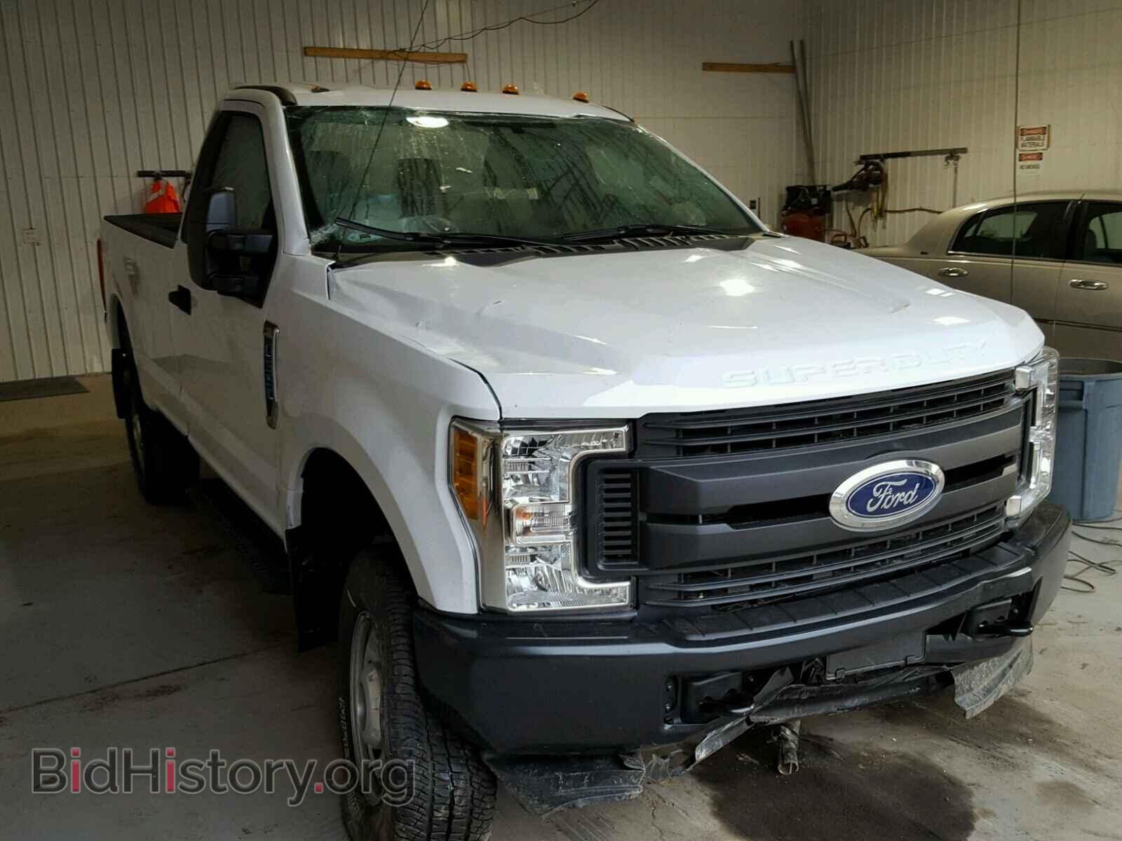Фотография 1FTRF3B62HEF25181 - FORD F350 2017