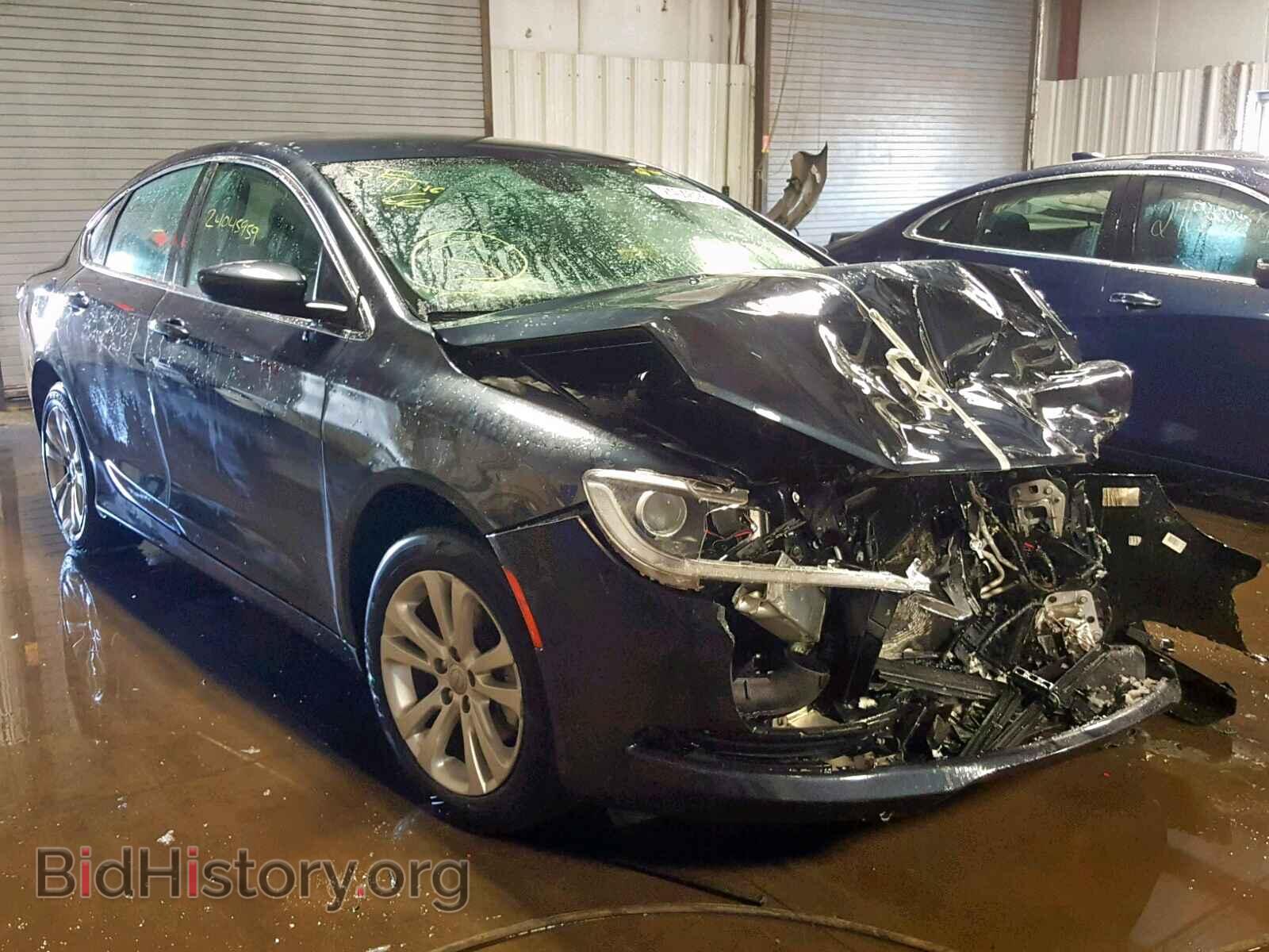 Photo  - CHRYSLER 200 2017