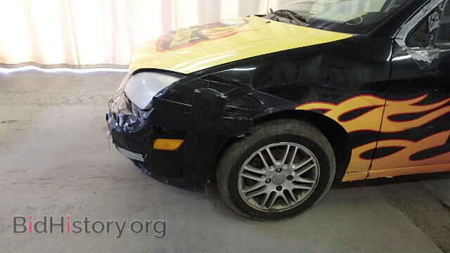 2005 FORD FOCUS - VIN: 3FAFP37N45R108451 - Фото 9