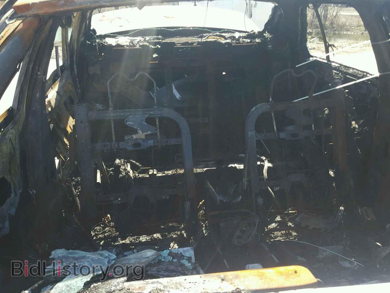 2004 CADILLAC DEVILLE - VIN: 1G6KD54Y14U114858 - Photo 10