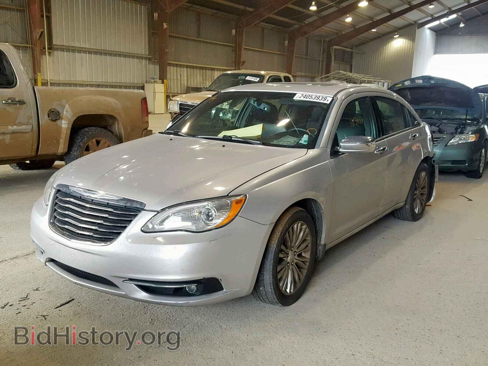2012 CHRYSLER 200 - VIN: 1C3CCBCB3CN197125 - Photo 2